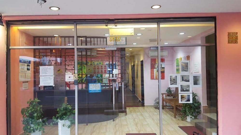 Oyo 172 Spring Hotel كوالالمبور المظهر الخارجي الصورة